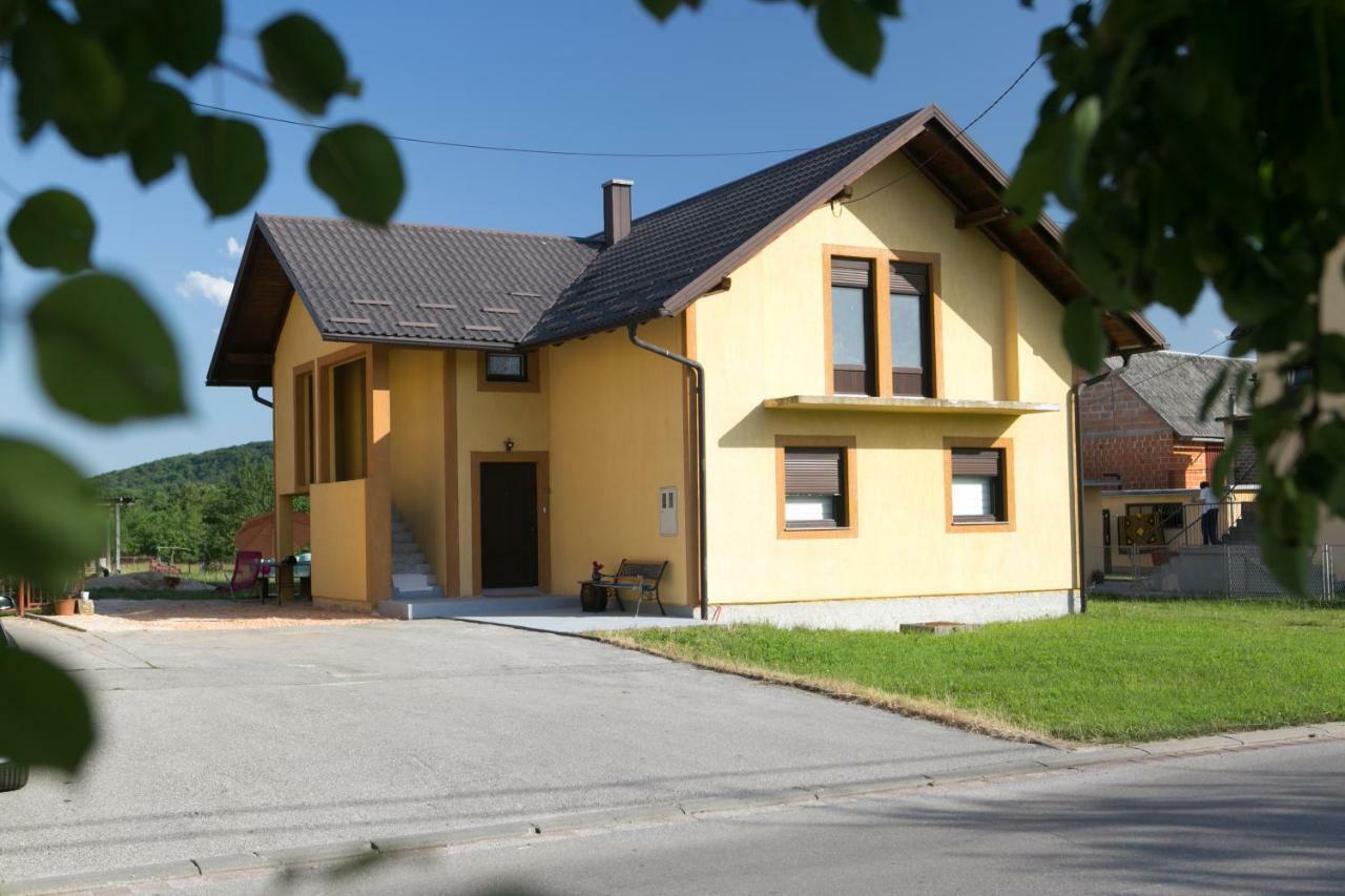 Apartman Lori Otočac Dış mekan fotoğraf