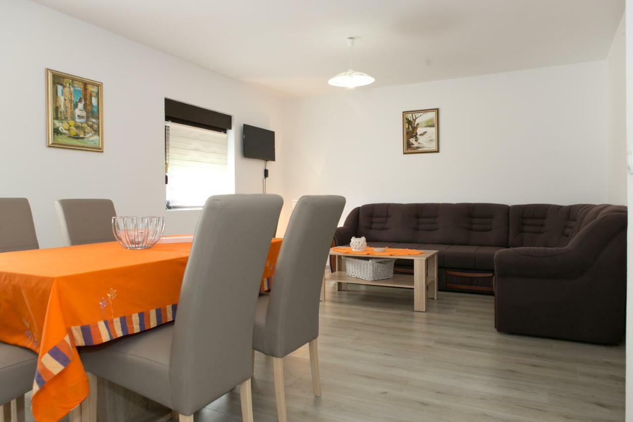 Apartman Lori Otočac Dış mekan fotoğraf