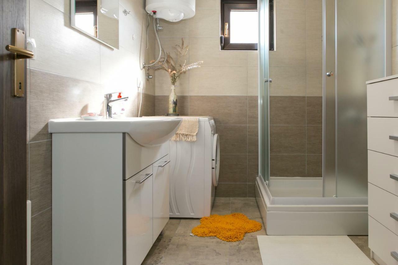 Apartman Lori Otočac Dış mekan fotoğraf