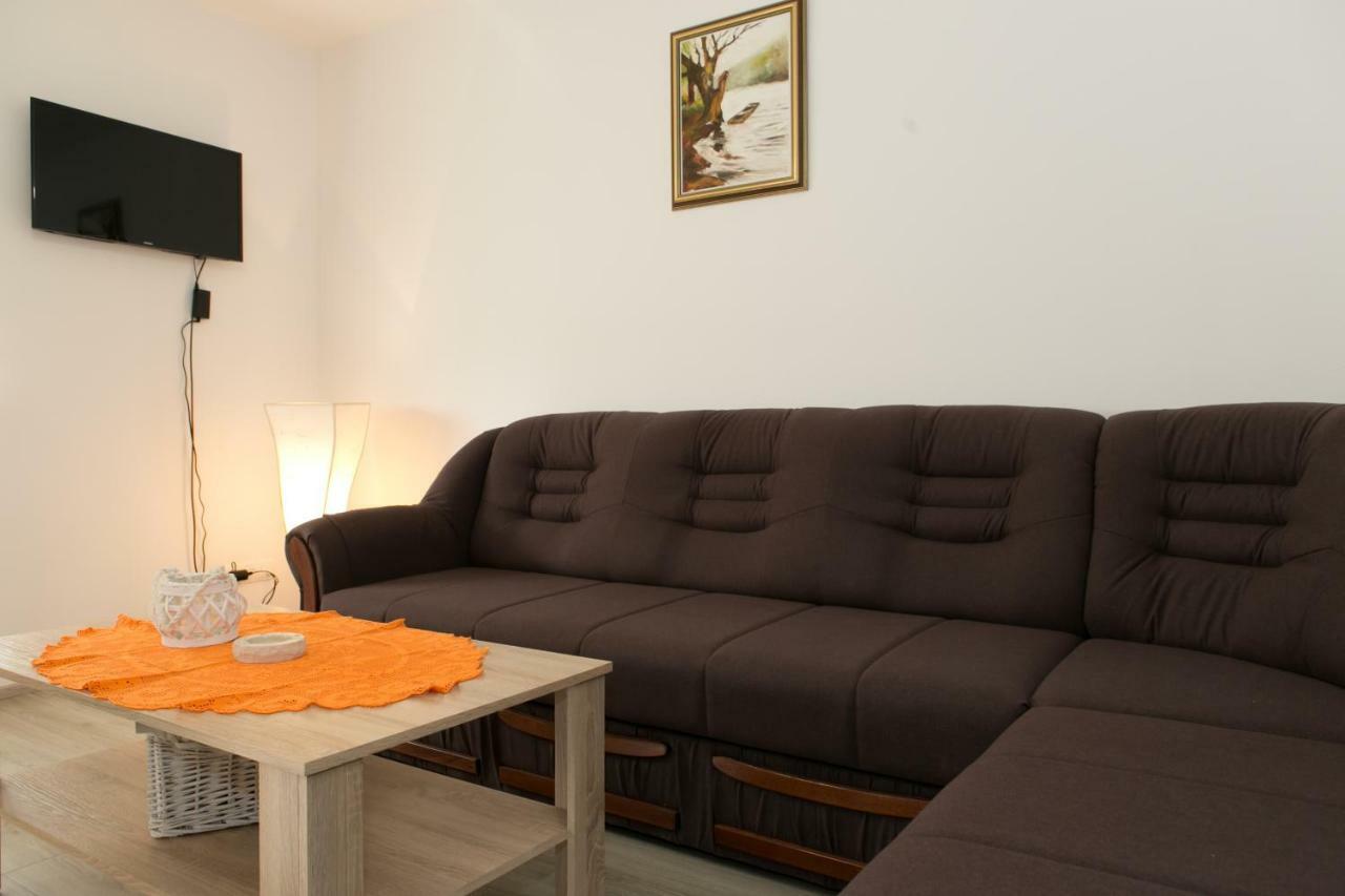 Apartman Lori Otočac Dış mekan fotoğraf